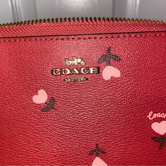 Coach Wallet - Picture 4 of 5